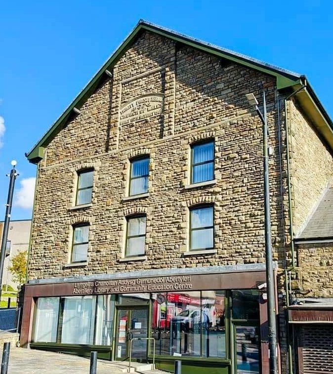 Llyfrgell Abertyleri