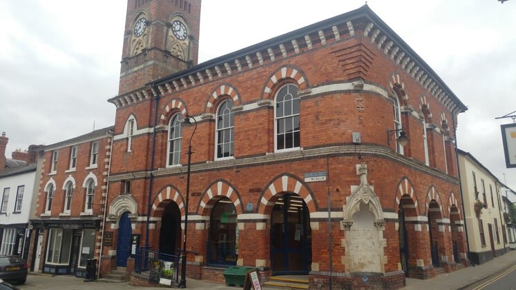 Llyfrgell Llanandras